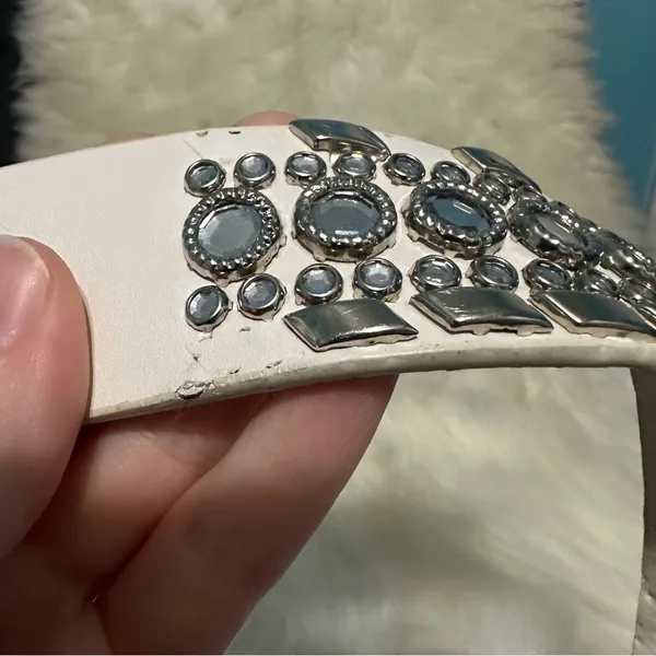 White Chunky Bedazzled Western Style Belt Small - Image 10