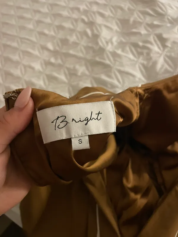 Bright Brown Dress With Tie - Image 6