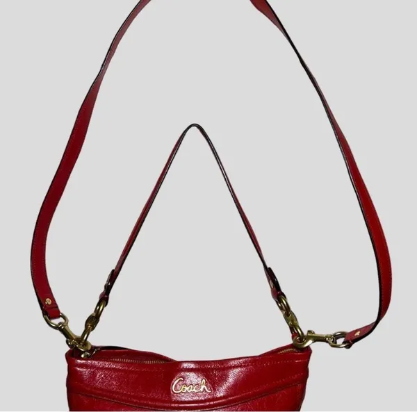 Coach Red Leather Shoulder Bag - Image 4