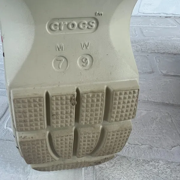 Crocs x Line Friends Stomp Slide Platform Womens 9 Petit Sweets Sandal Unisex M7 - Image 13