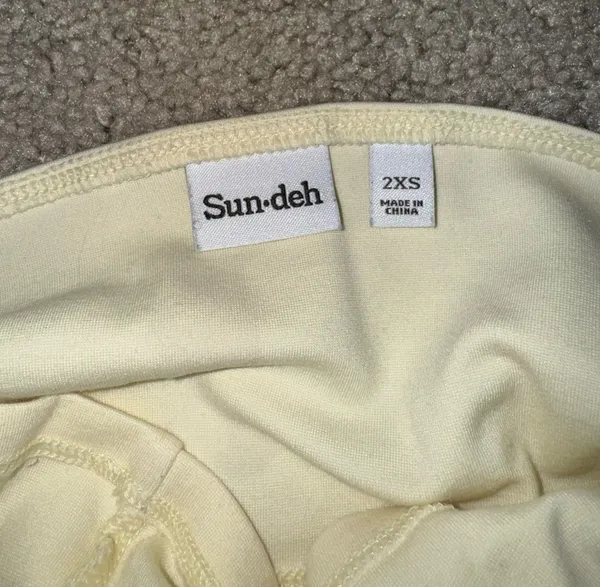 Aritzia Sunday Best Yellow Halter Top - Image 4