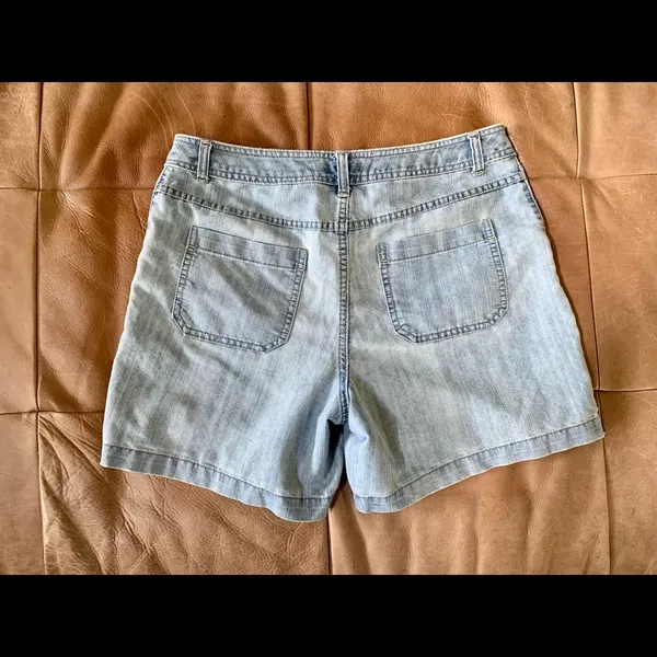 Cherokee Vintage High Waisted Denim Jean Shorts - Image 2