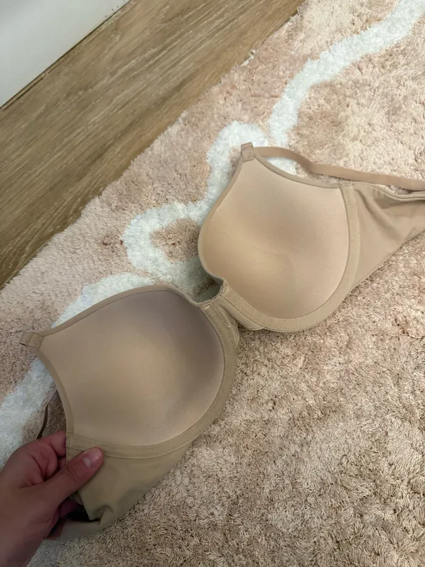 SKIMS Fits Everybody T-Shirt Bra - Image 2
