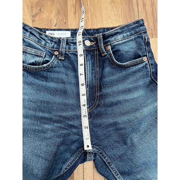 Zara Jeans Women's Size 2 Blue‎ Mid Rise Straight Leg Raw Hem Denim - Image 6