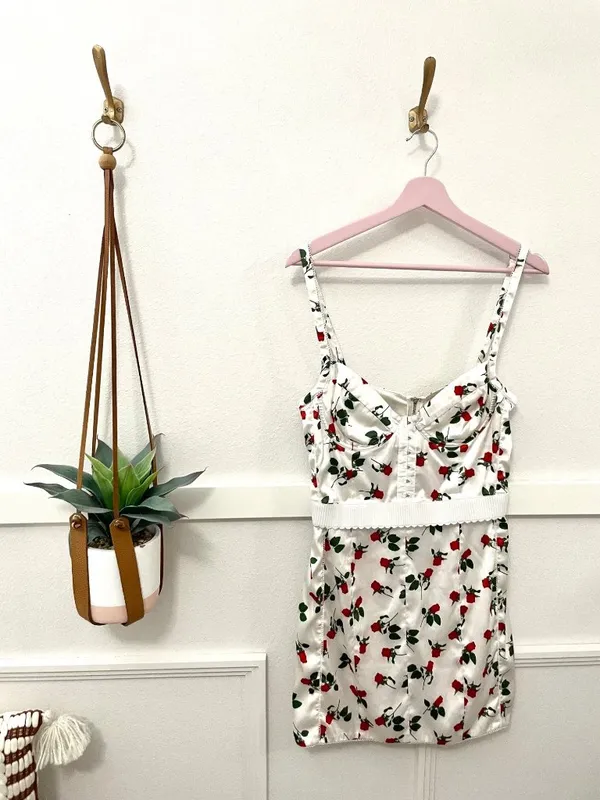For Love and Lemons White & Red Roses Floral Love Song Mini Dress M Romantic - Image 2