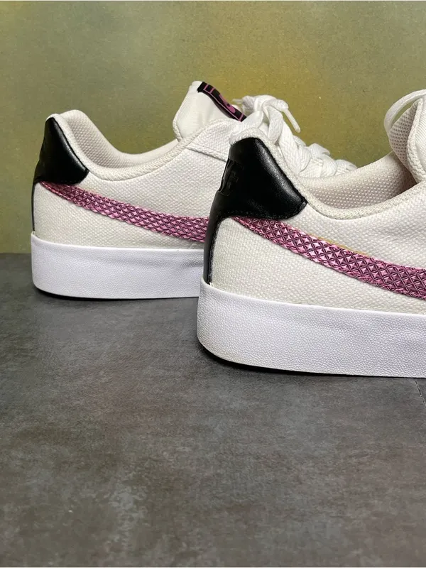 Nike Court Royale Women's Canvas White Sneakers Size 11 - Image 12