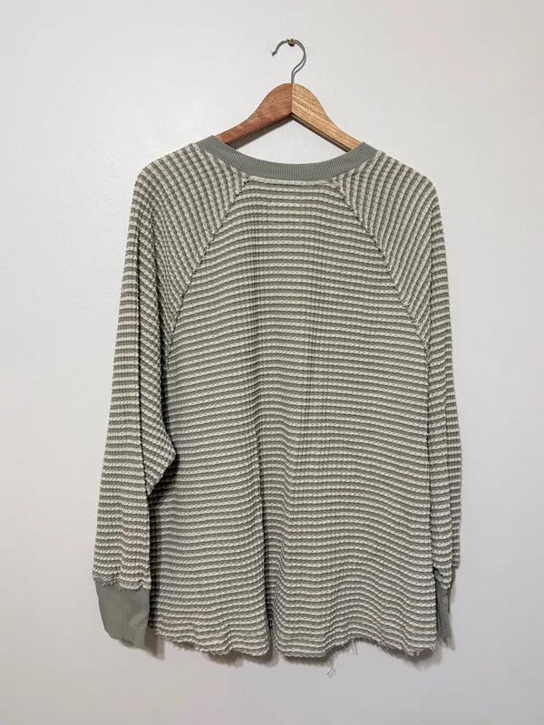 American Eagle AE Big Hug Notch Neck Waffle Sweatshirt Size Large Green - Image 7