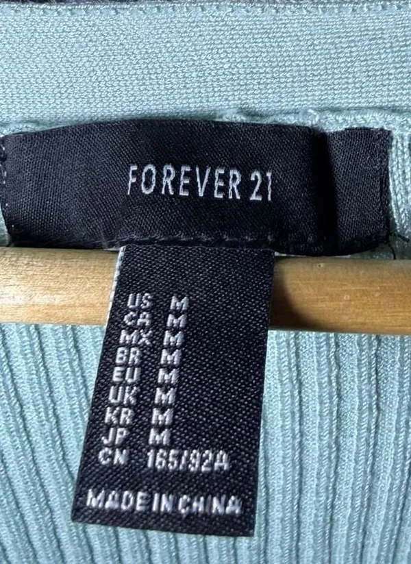 Forever 21 Long Ribbed Knit Cardigan in Sage Green - Image 3