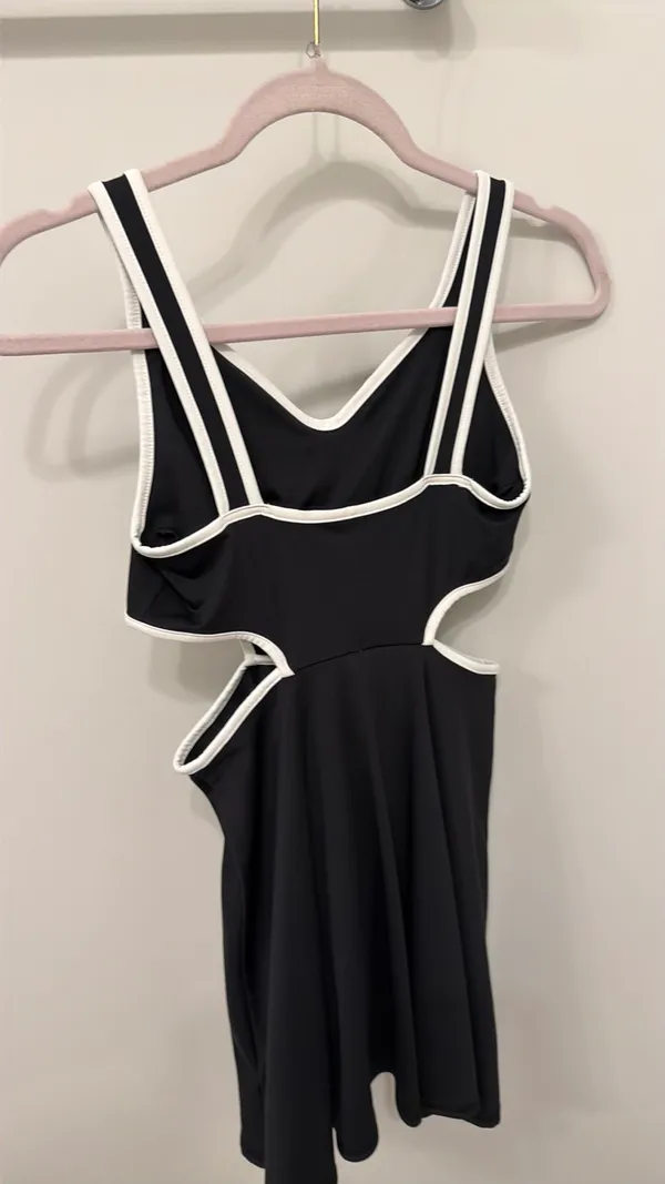Old Navy Tennis Dress - Image 3