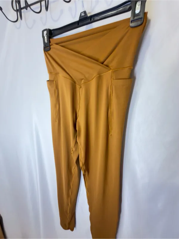 OFFLINE By Aerie Real Me High Waisted Crossover Leggings Size Medium - Image 3