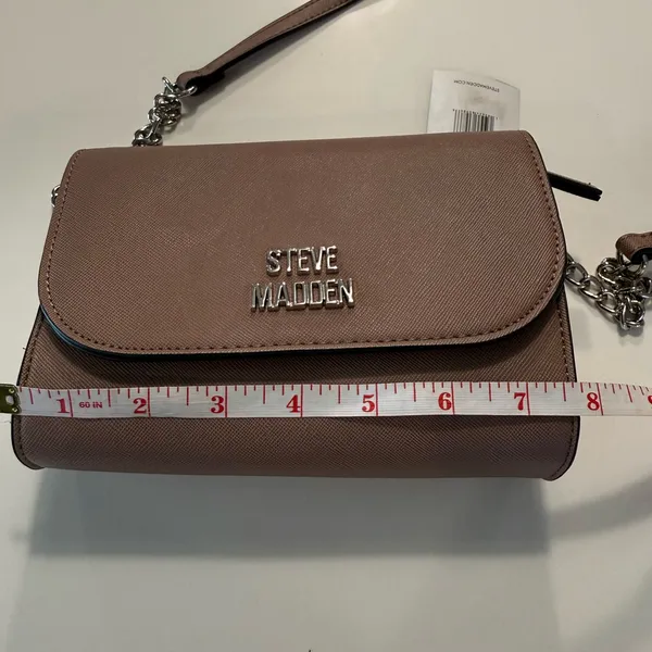 Steve Madden Mauve‎ Taupe Crossbody Bag with Adjustable Strap - Image 9