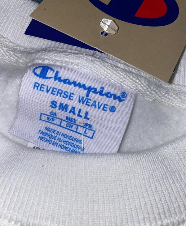 Champion Crewneck NWT - Image 3