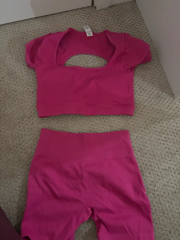 Amazon Suuksess workout set - Image 3