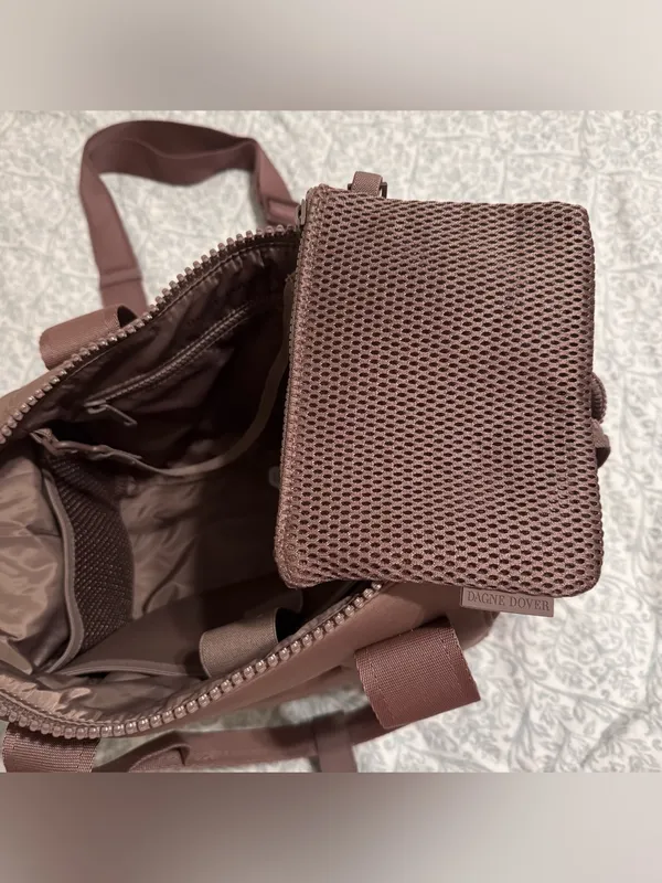 Dagne Dover Landon Neoprene Carryall Bag Dune Mauve - Image 10