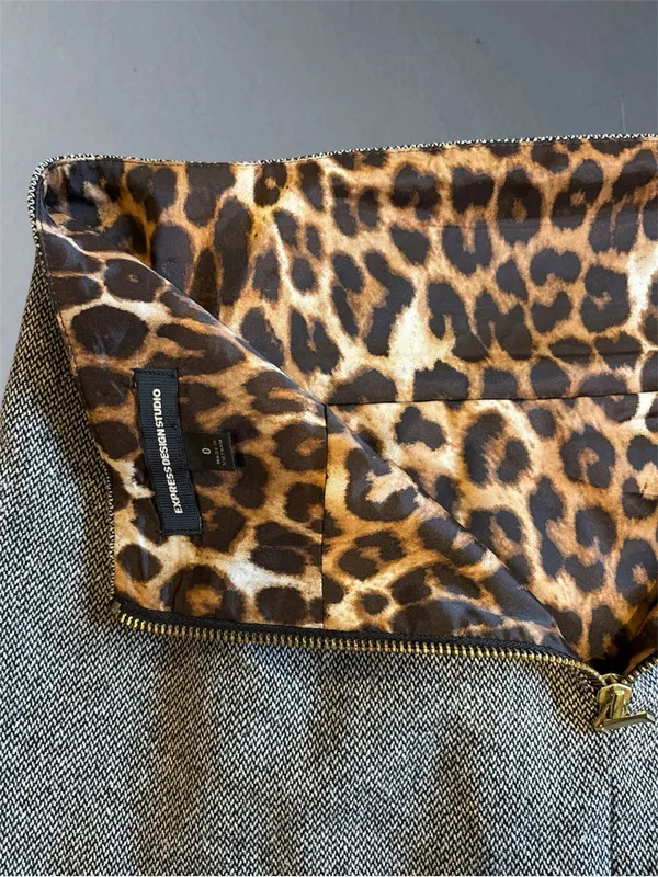 EXPRESS Design Studio Tweed Pencil Skirt Size 0 Leopard Print Lining Grey - Image 3