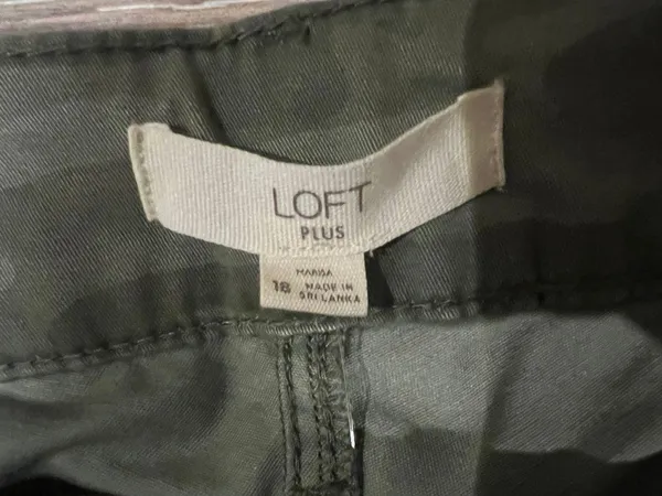 Cropped Pants - Image 2