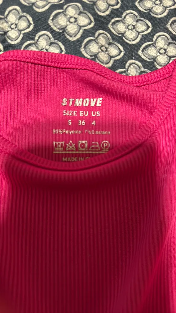Pink cropped shirt - Image 2