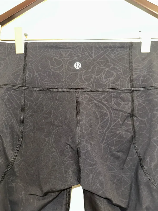 Lululemon Pace Rival Crop Leggings Size 6 - Image 5