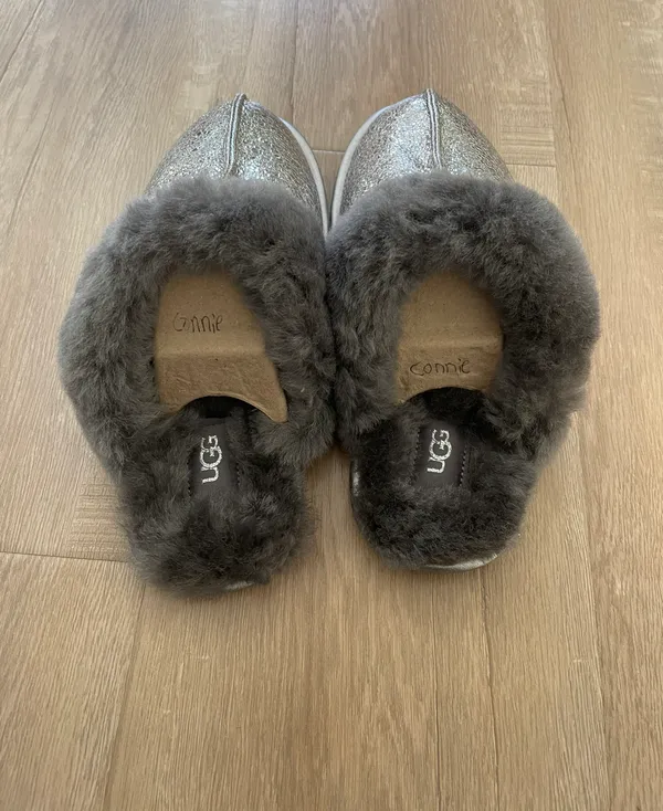 UGG Scuffette II Slippers size 8 NWT - Image 3