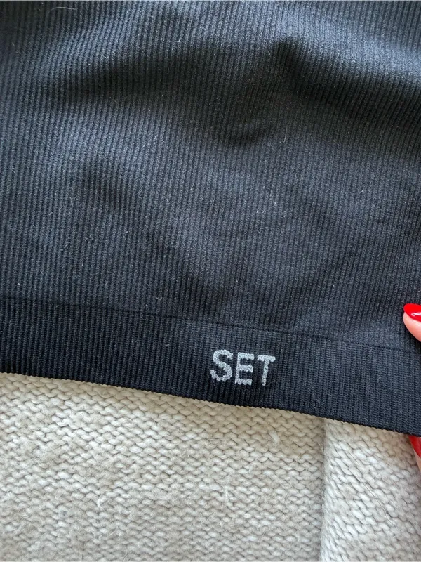 SET Active Size Small Sculptflex One-Shoulder Black Ribbed Bralette - Image 2