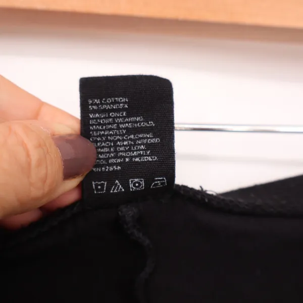 HUE Leggings Womens M Solid Black Cotton Blend Stretch Comfort Excellent - Image 3
