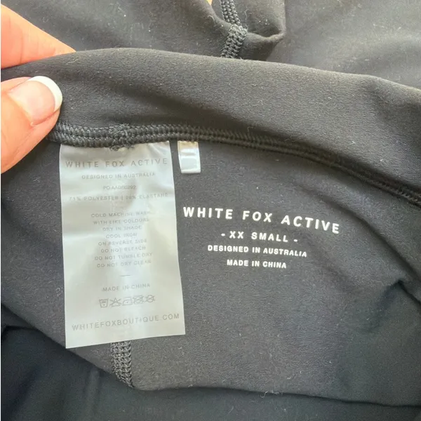 White Fox Active Foldover Waist Bike Shorts Size XXS Black - Image 3