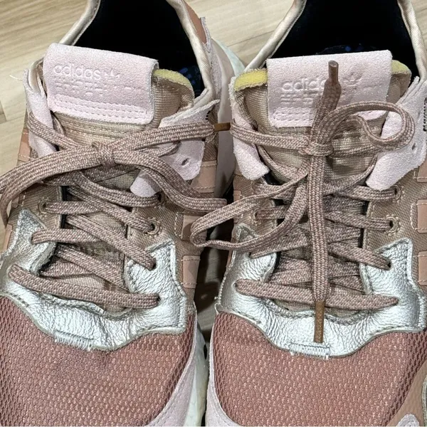 Adidas Nite Jogger Rose Gold Metallic Sneakers Athletic Women's 9 - Image 6