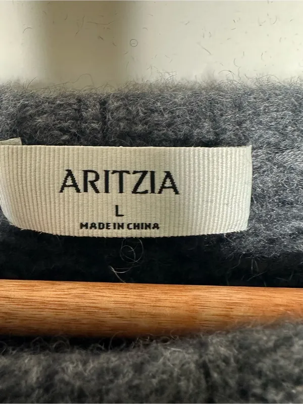 Aritzia Charcoal Gray 100% Cashmere Chunky Ribbed Knit Sweater Large - Image 5