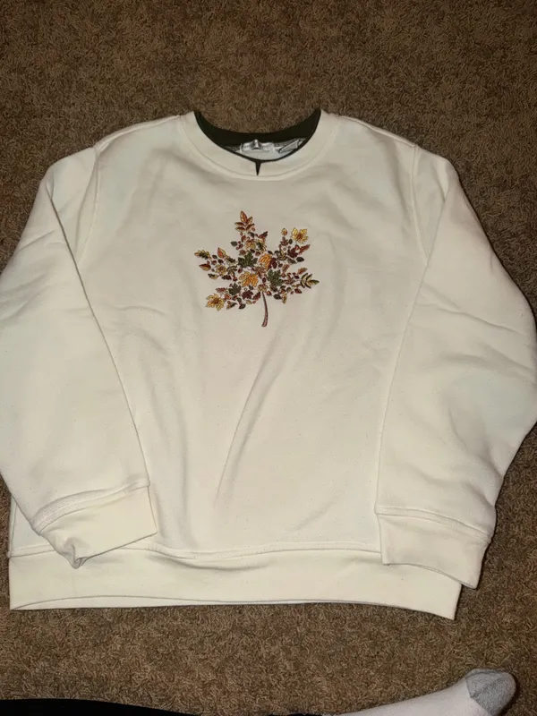 Hastings & Smith embroidered fall sweatshirt 🍂 White Size L - Image 3