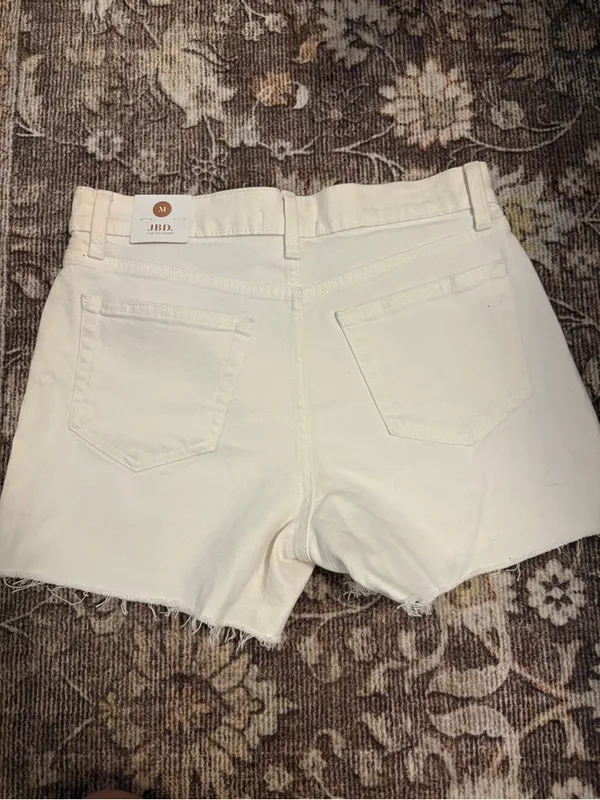 Just Black White High-Rise Denim Shorts - JBD - Image 5