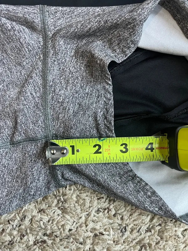 Lululemon Speed Up Short 2.5" Heather Lux Multi Black / Black size 6 - Image 11