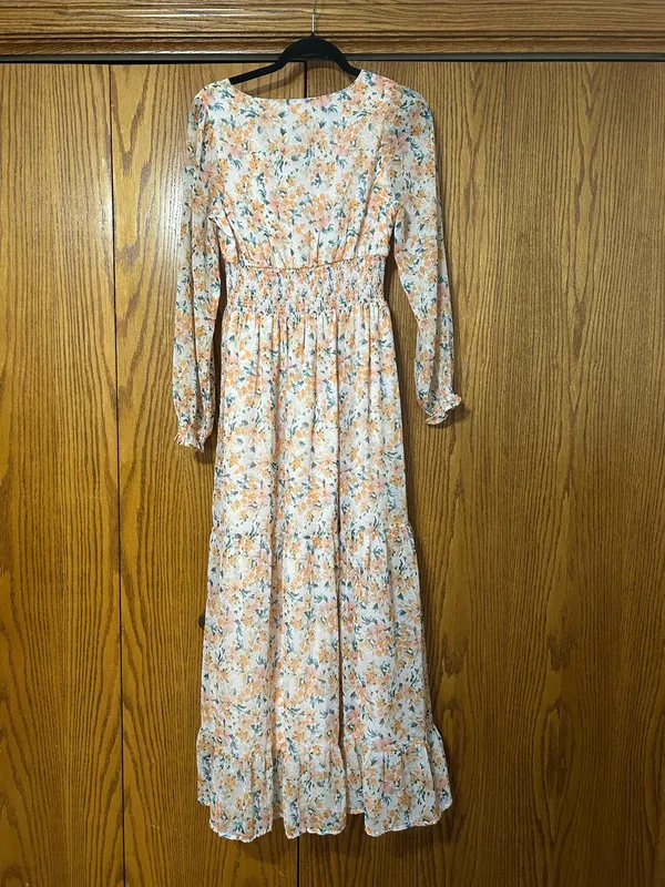Patrons of Peace Pink floral dress - Image 2