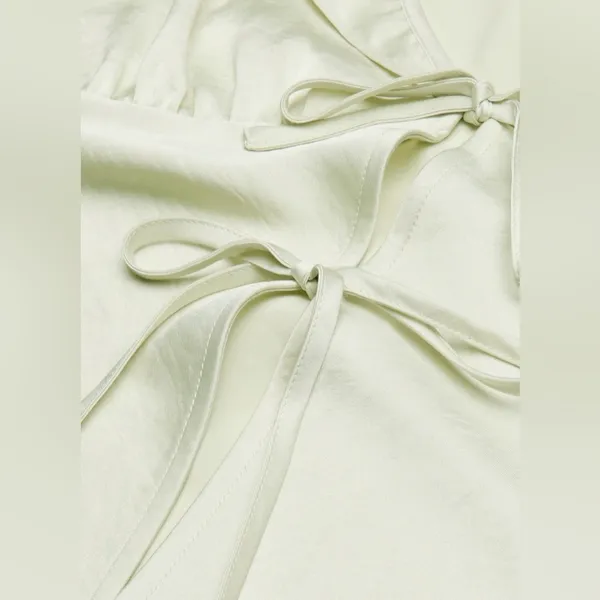 Aritzia Wilfred Tonka Satin Blouse - Image 6