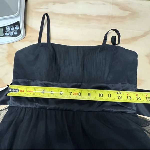 Y2K BCBGMaxAzria Silk Strapeless‎ Mini Tiered Babydoll Dress with Tie Black Sz 6 - Image 13