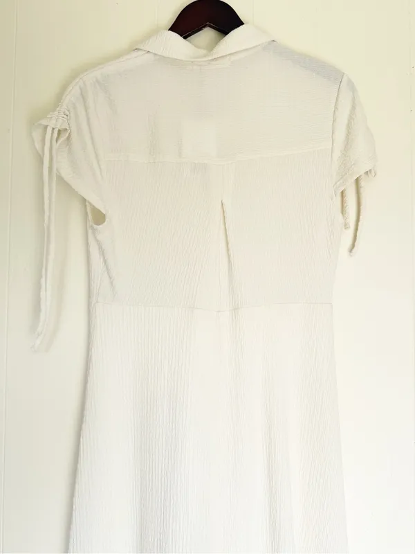 NWT SALTED HOUSES Boutique Collared Button-Front Midi Dress in Ivory Size Medium - Image 9