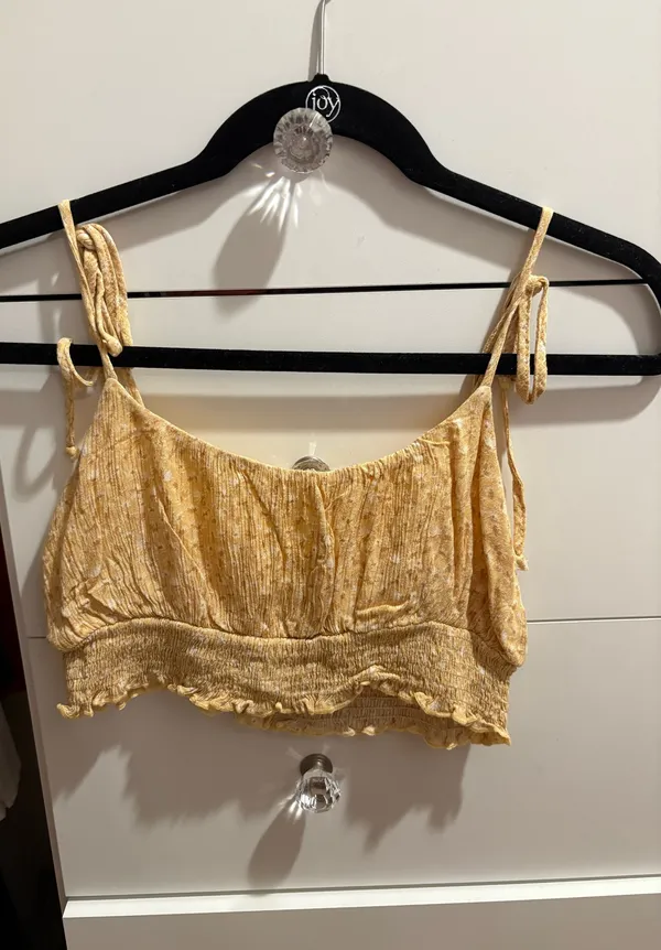 Yellow Boutique Set - Image 3