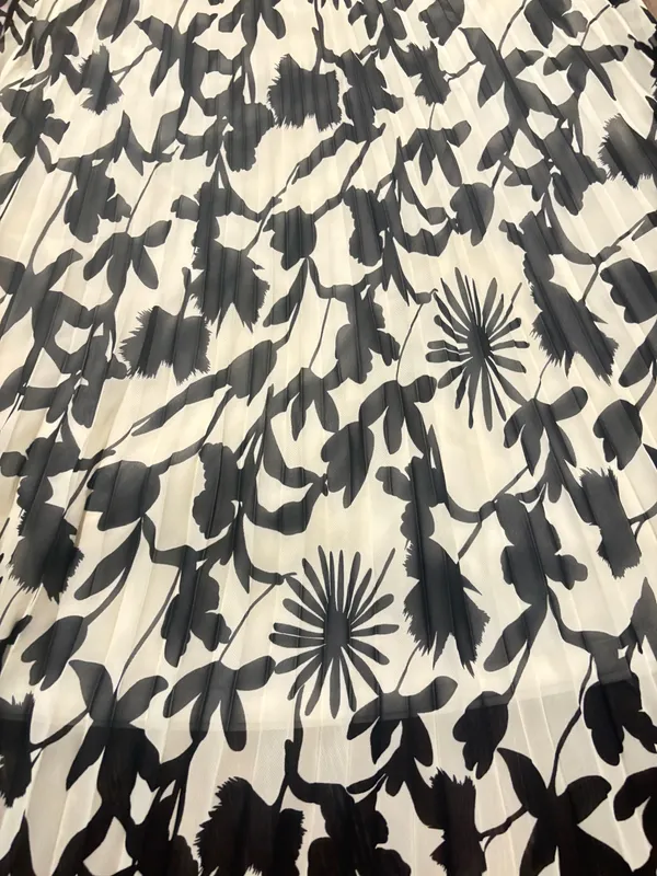WD NY Black Floral Maxi Skirt - Image 3