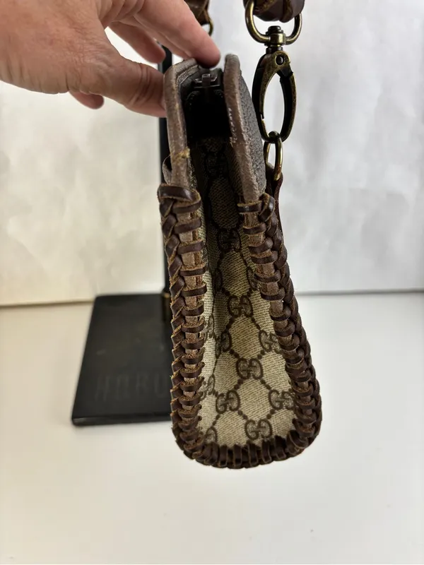Gucci Beige and Brown GG Canvas Crossbody Bag with braid trim - Image 4