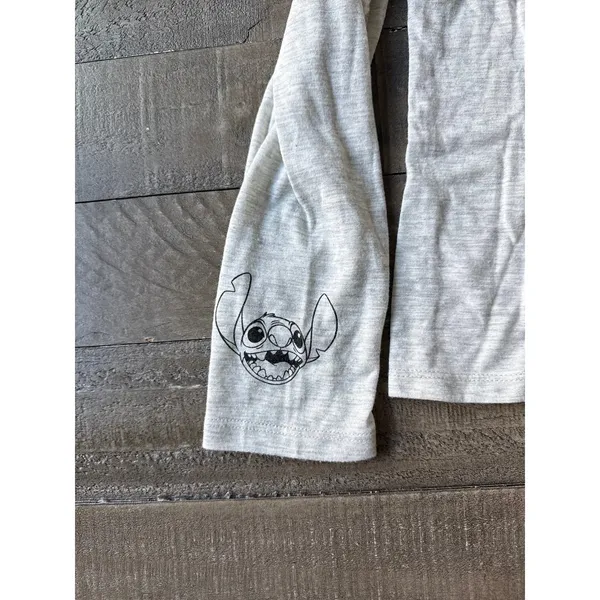 Disney Women's‎ "Ohana Means Family" Gary peek a boo shoulder tee size Large - Image 6