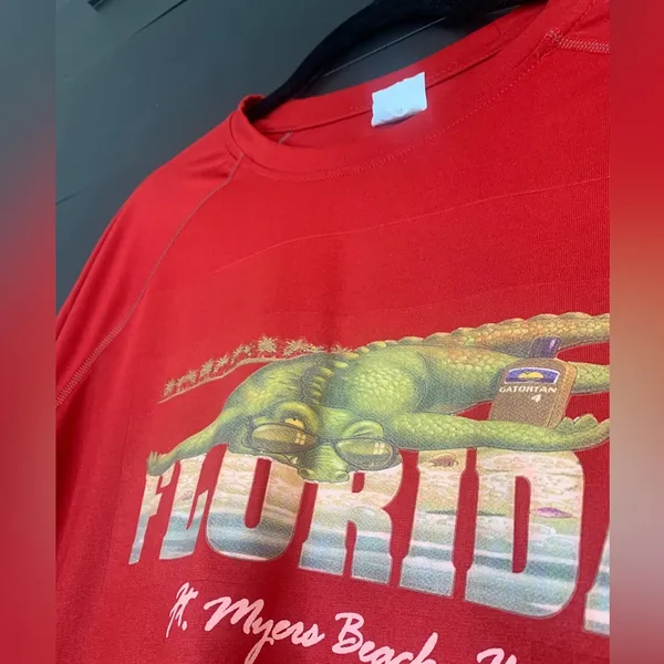 Vintage Florida Ft Myers Beach t-shirt. Short sleeve. Summer. 100% polyester. - Image 4