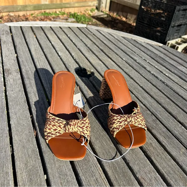 Nwt Women's Aaliyah Raffia‎ Strappy Knot Sandal Heels - Universal Thread size 6 - Image 2