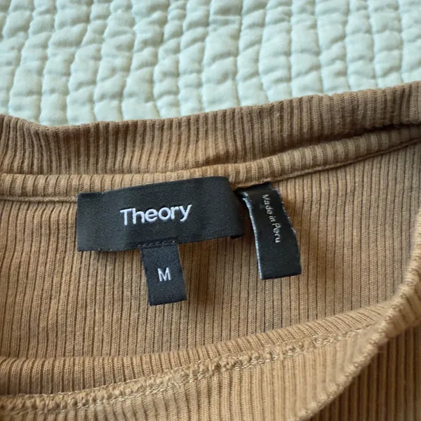 Theory Brown Ribbed Short Sleeve Top - Image 5
