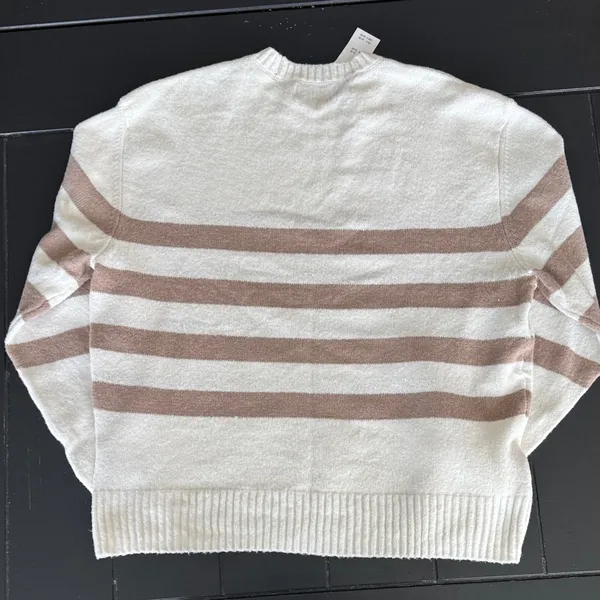 Hollister Ivory and Taupe Striped Crewneck Sweater - Image 3