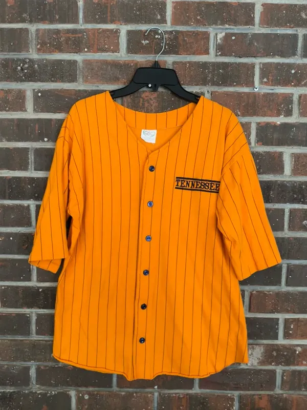 Vintage Two-Piece Tennessee Volunteers Matching Shorts & Shirt Set - Image 2