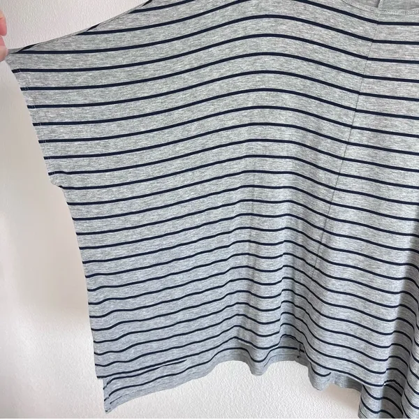 Abercrombie and Fitch Women’s Square‎ Style Boxy Striped Top - Image 3