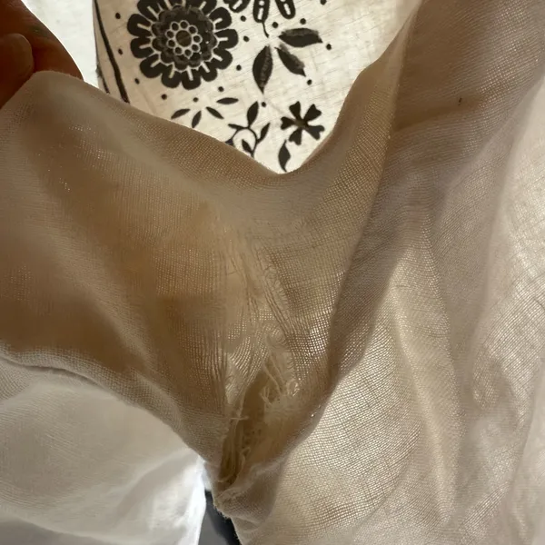 White Linen Blend Embroidered Blouse Size M - Image 4