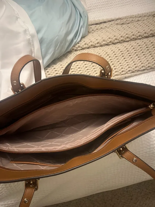 Michael Kors Bag - Image 6