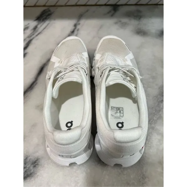 On Cloud Running Shoes Women’s Size 11 White Swiss Engineering CloudTec EU43 - Image 4