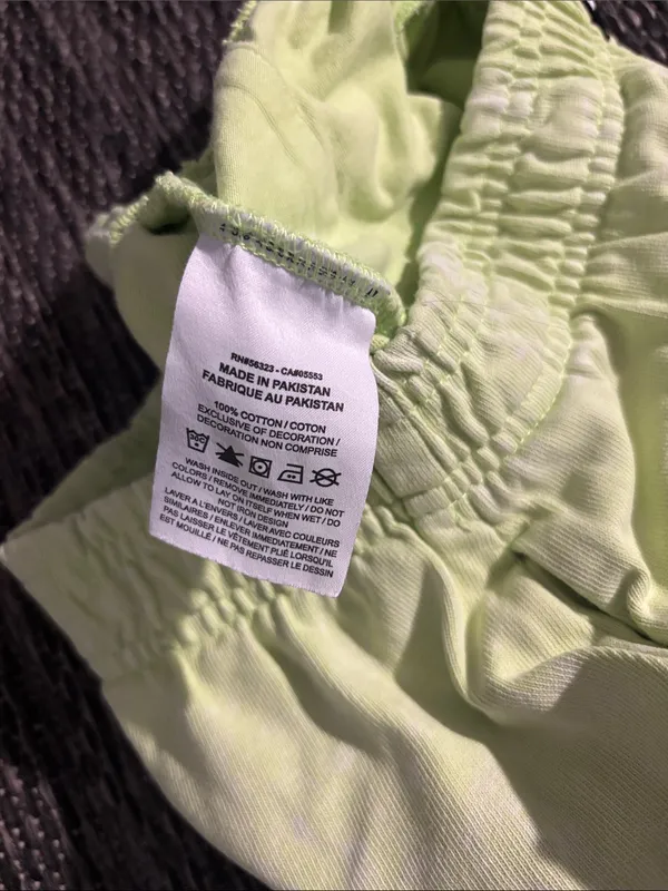 Nike Green Retro Oversized Loose Fit Shorts with Pockets Size Small - Image 7