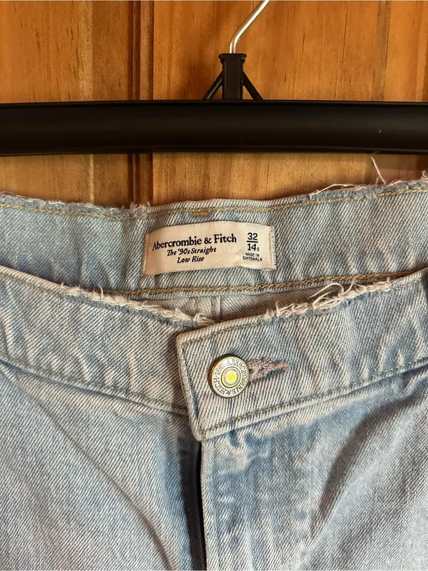 Abercrombie & Fitch Light Blue Denim Cutoff Shorts Size 34 14 low rise 90s - Image 3